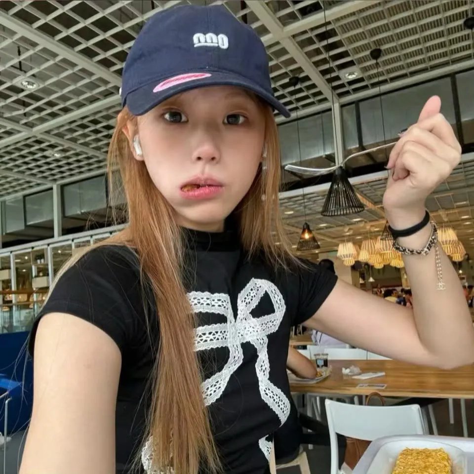 麻烦中的女人